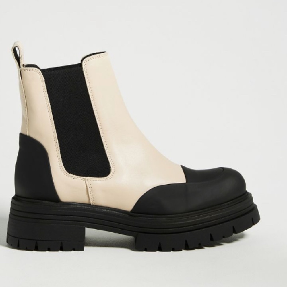 Brand New: Pilcro Stompy Chelsea Boots from Anthropologie Free Shipping  Size 37